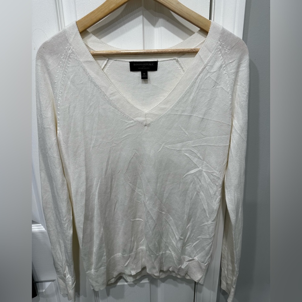 Banana Republic Cream Knit Sweater
